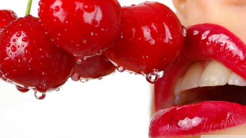 cherry_lips-wallpaper-1920x1080.jpg