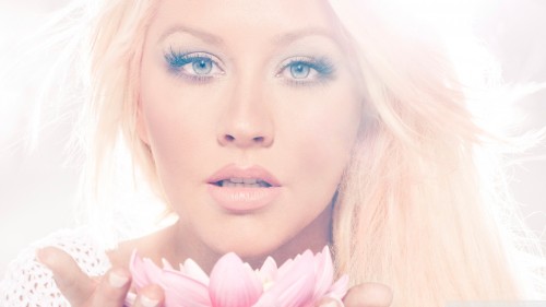 christina_aguilera_lotus-wallpaper-1920x1080.jpg