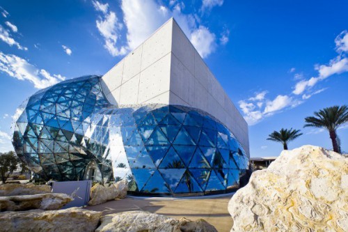 Salvadore-Dali-Museum-St-Petersburg-Florida-11.jpg