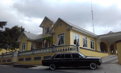 Restaurante-Casa-Grande-Heredia-LIMOUSINE.-COSTA-RICA-MERCEDES-300D-TOURS..jpg