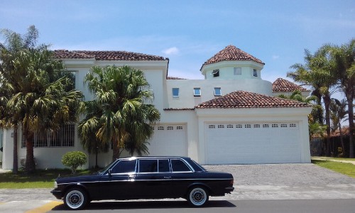 COSTA RICA WHITE MANSION LIMO SERVICE