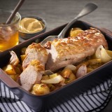 Filet-mignon-miel-moutarde-aux-pommes-de-terre-roties