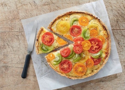 tarte multicolore aux tomates et st marcelin