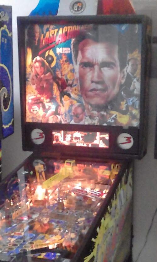 COSTA-RICA-1993-DATA-EAST-LAST-ACTION-HERO-PINBALL-MACHINE.jpg