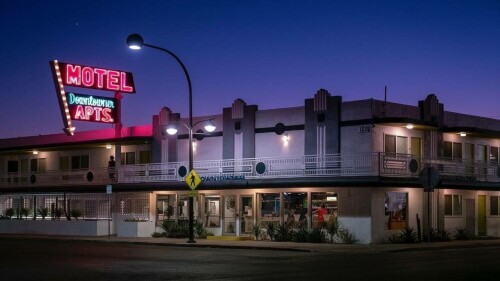 downtown-motel-las-vegas75802d4d3ca44bb7.jpg