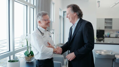 Dr.-P-Sr99b0e060f1ce48f9.jpg