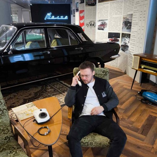 oleg_042369.jpg
